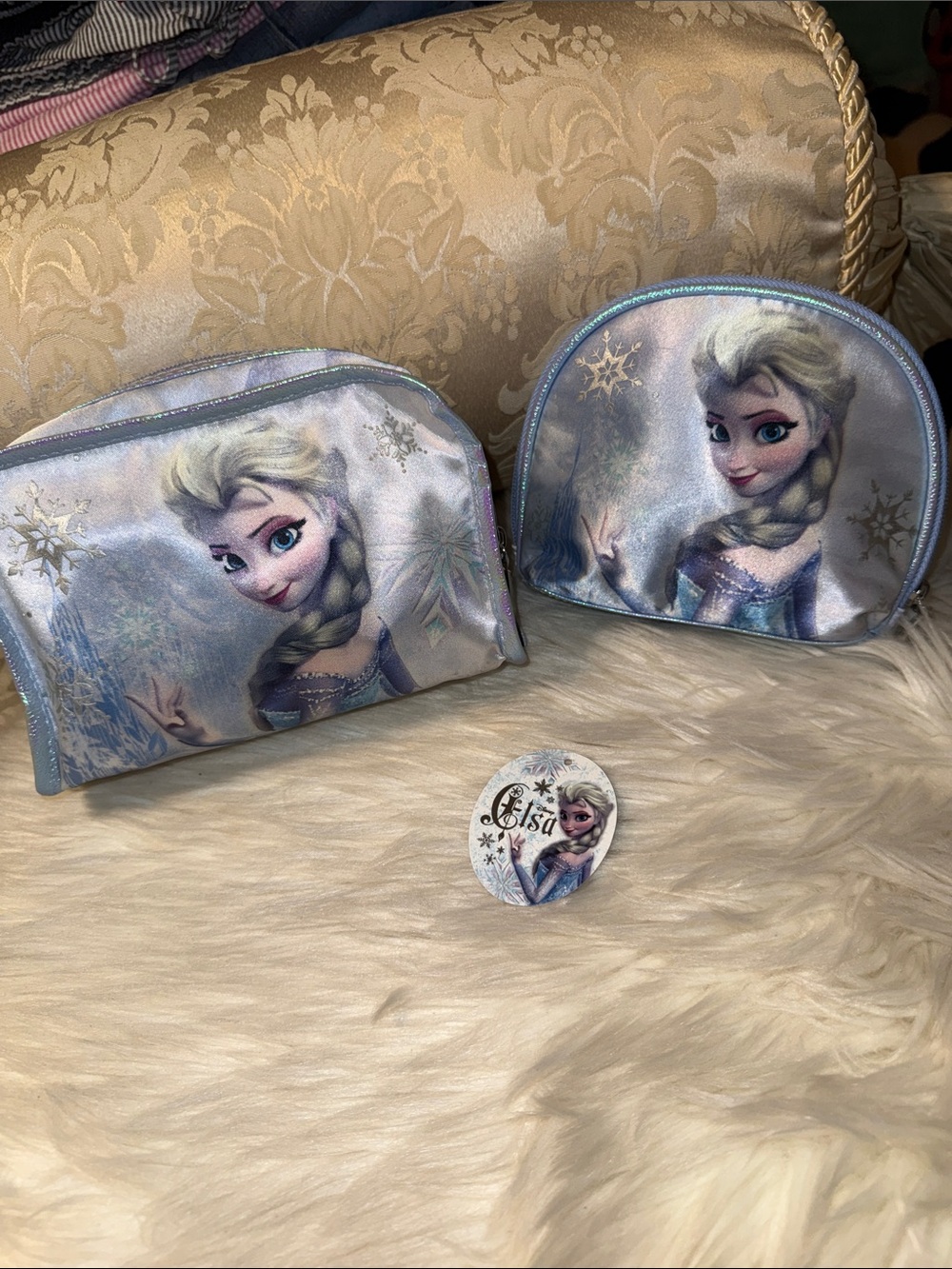 Disney Elsa London Boho New York Iridescent Light Blue Cosmetic Pouch Duo BNWT